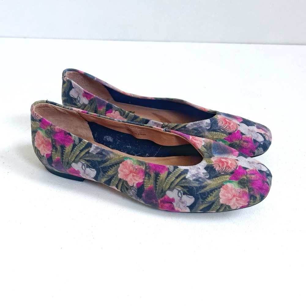 L’Intervalle | Floral Flats